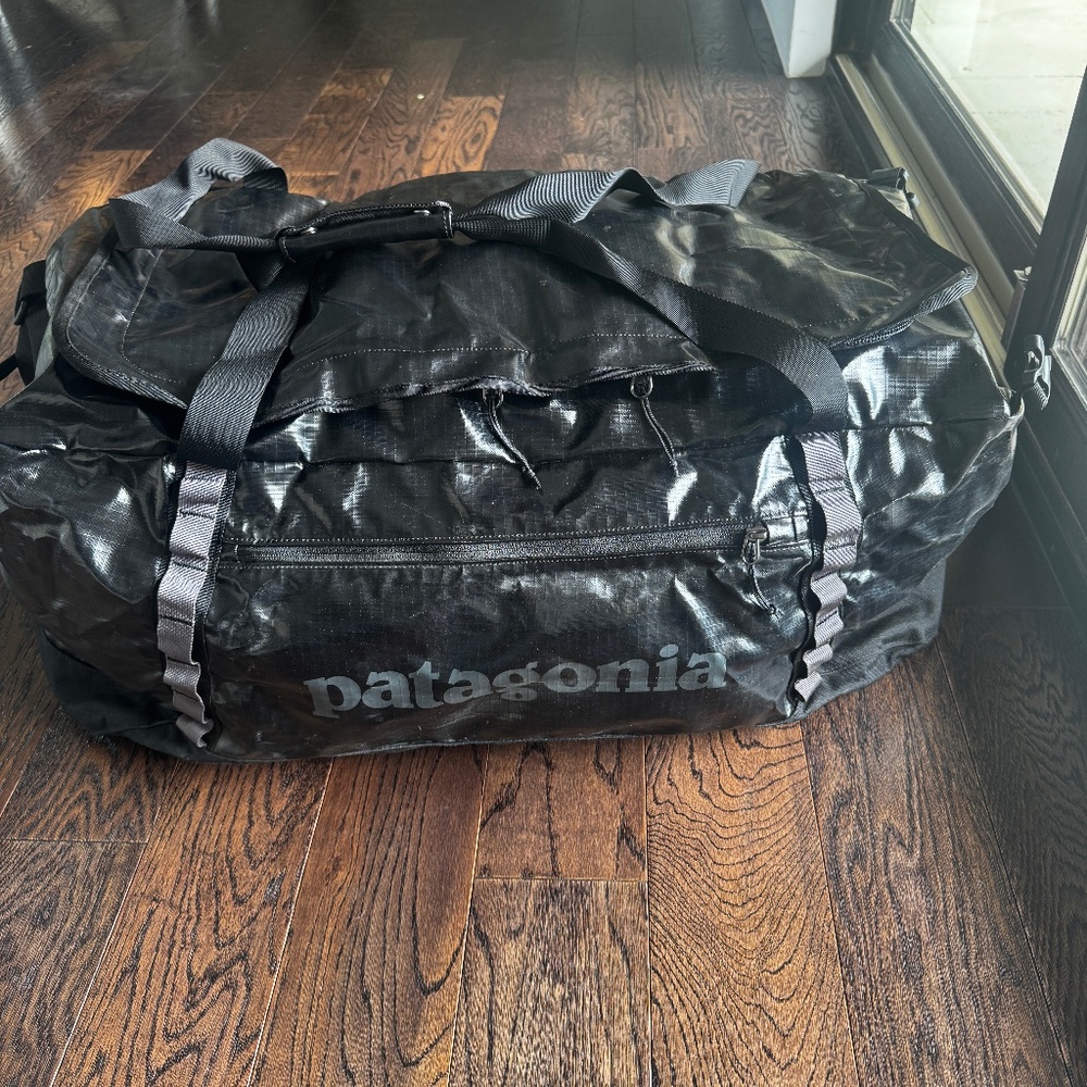 Patagonia Black Hole Duffel 120L - RARE ITEM
